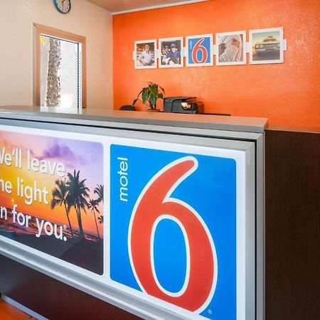 Motel 6-Santa Barbara, Ca - State Street Exterior photo