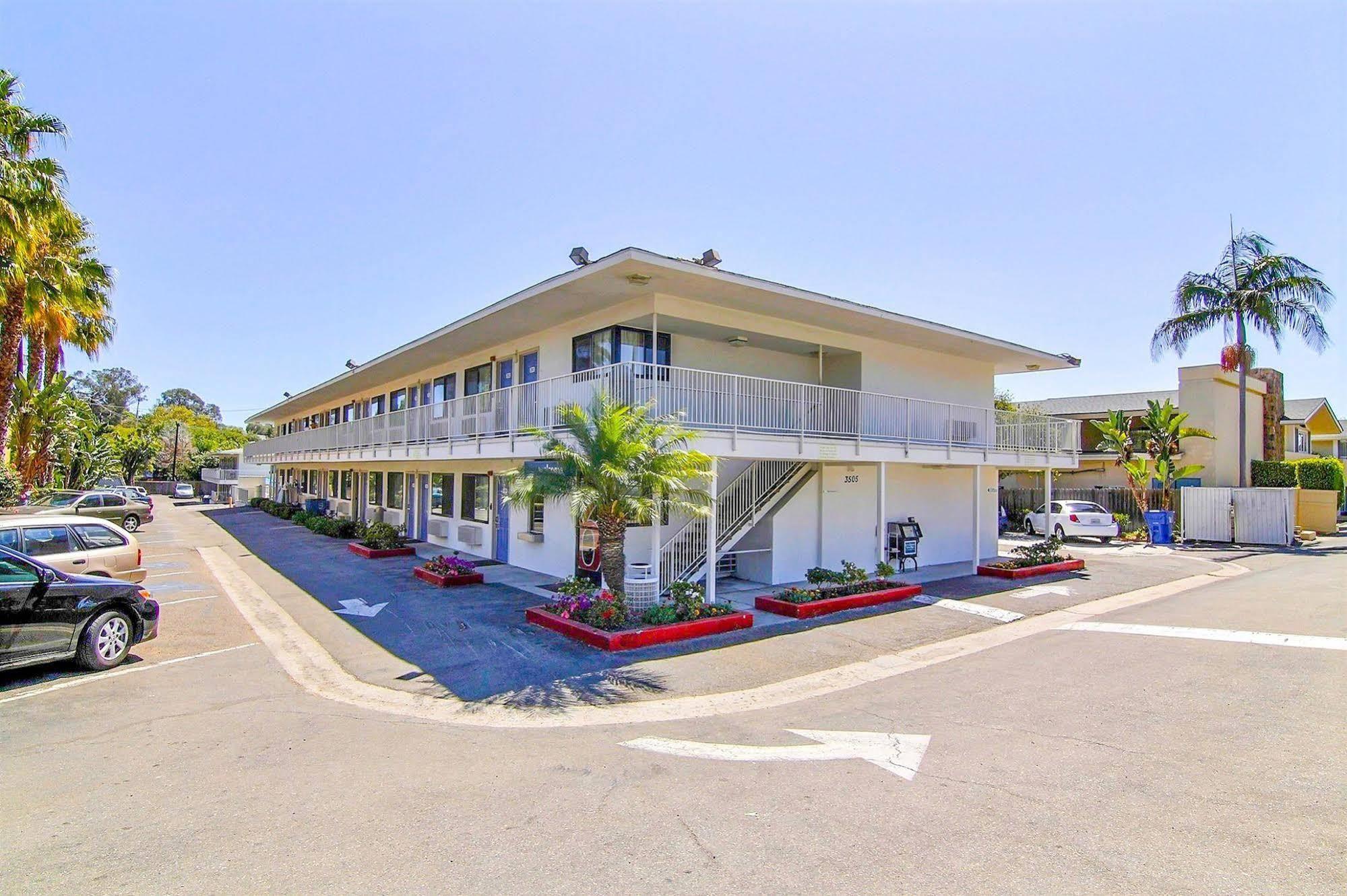 Motel 6-Santa Barbara, Ca - State Street Exterior photo